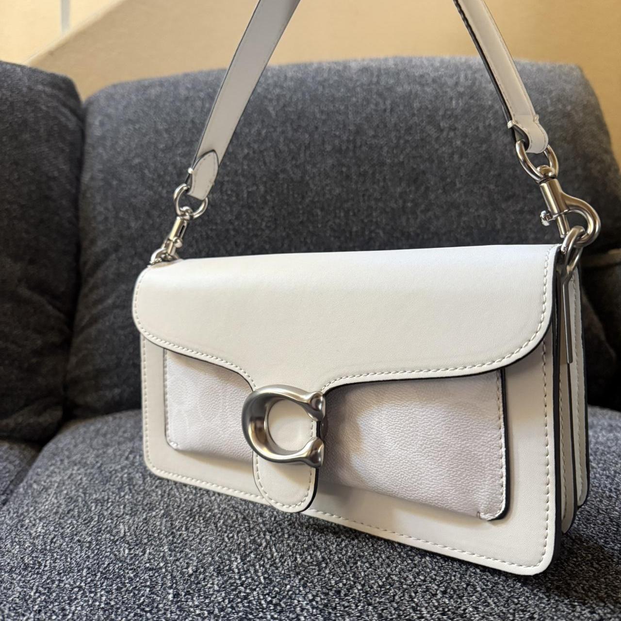 Tabby shoulder bag with signature canvas