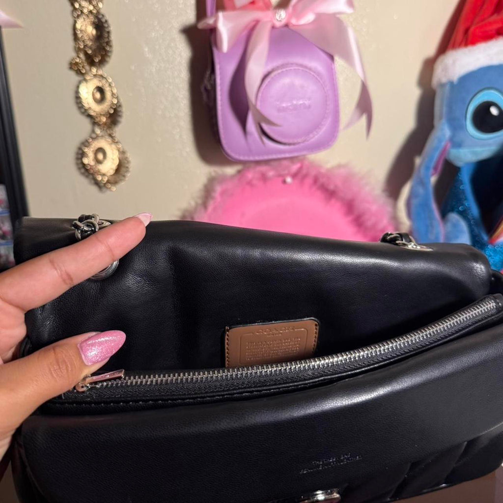 Tabby shoulder bag 26with pillow quilting logo silver