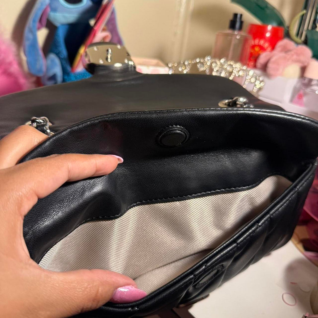 Tabby shoulder bag 26with pillow quilting logo silver