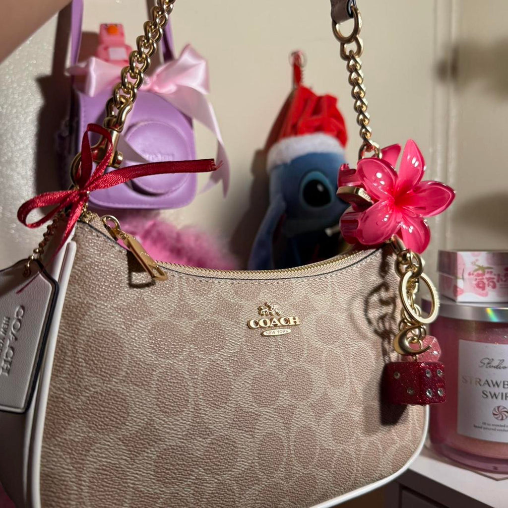 Teri Shoulder Bag In Signature Canvas