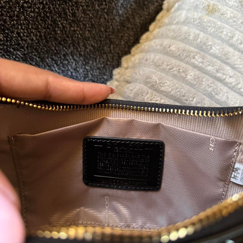 Black Coach shoulder bag with goldchain